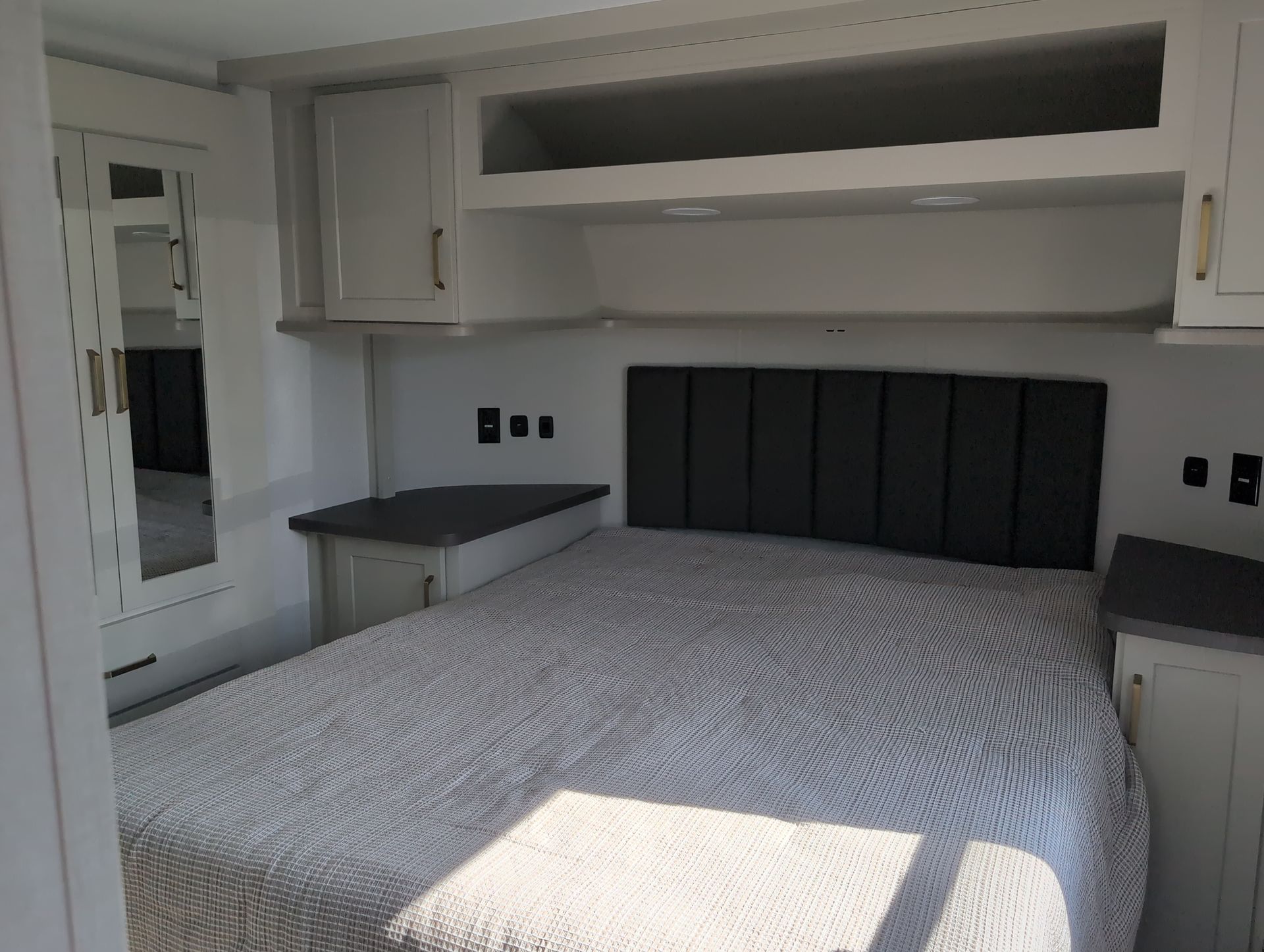 2027 GRAND DESIGN Momentum G-Class 363G - Image 20