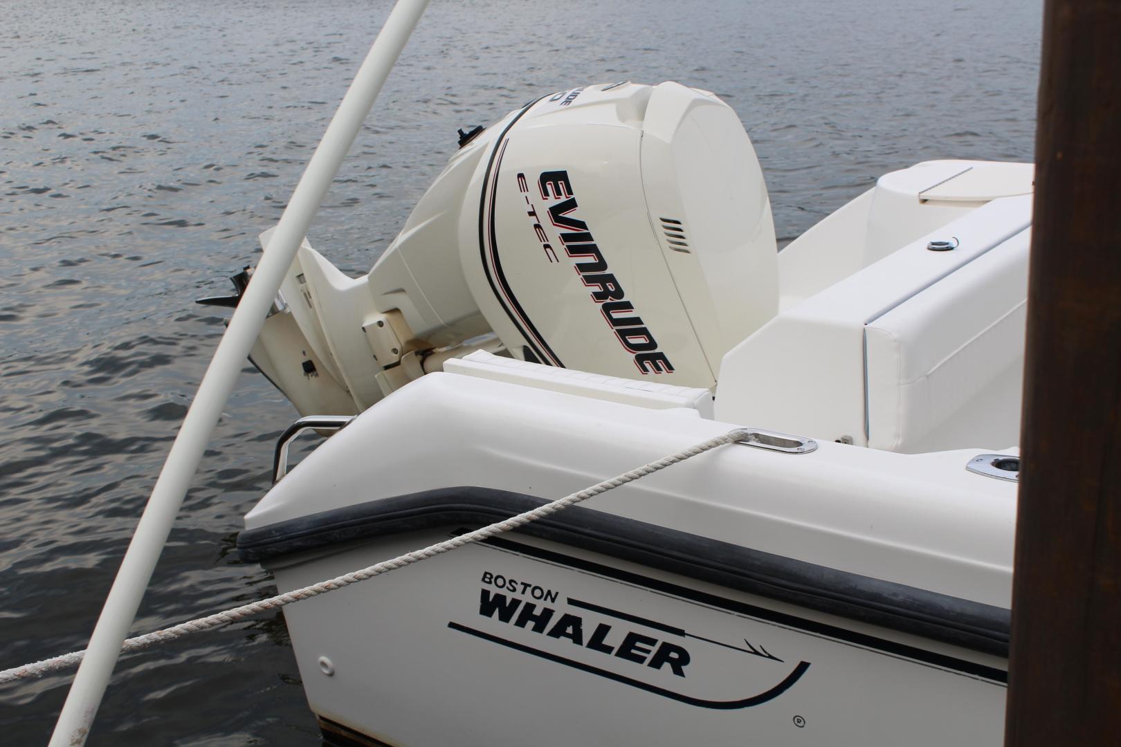 1999 Boston Whaler 23 Outrage Base - Image 13