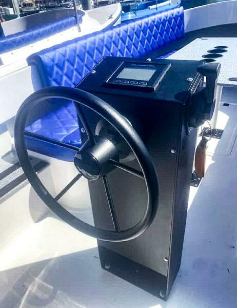2024 Vision WX Tritoon - Image 199