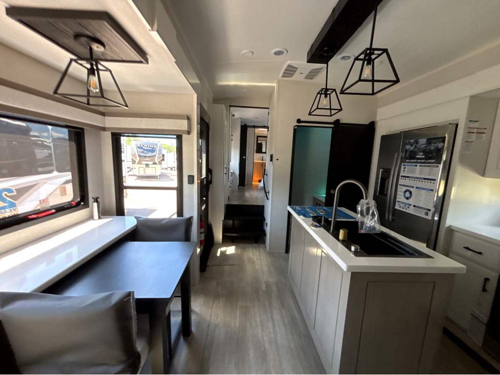 2026 JAYCO PINNACLE 39FLOK - Image 20