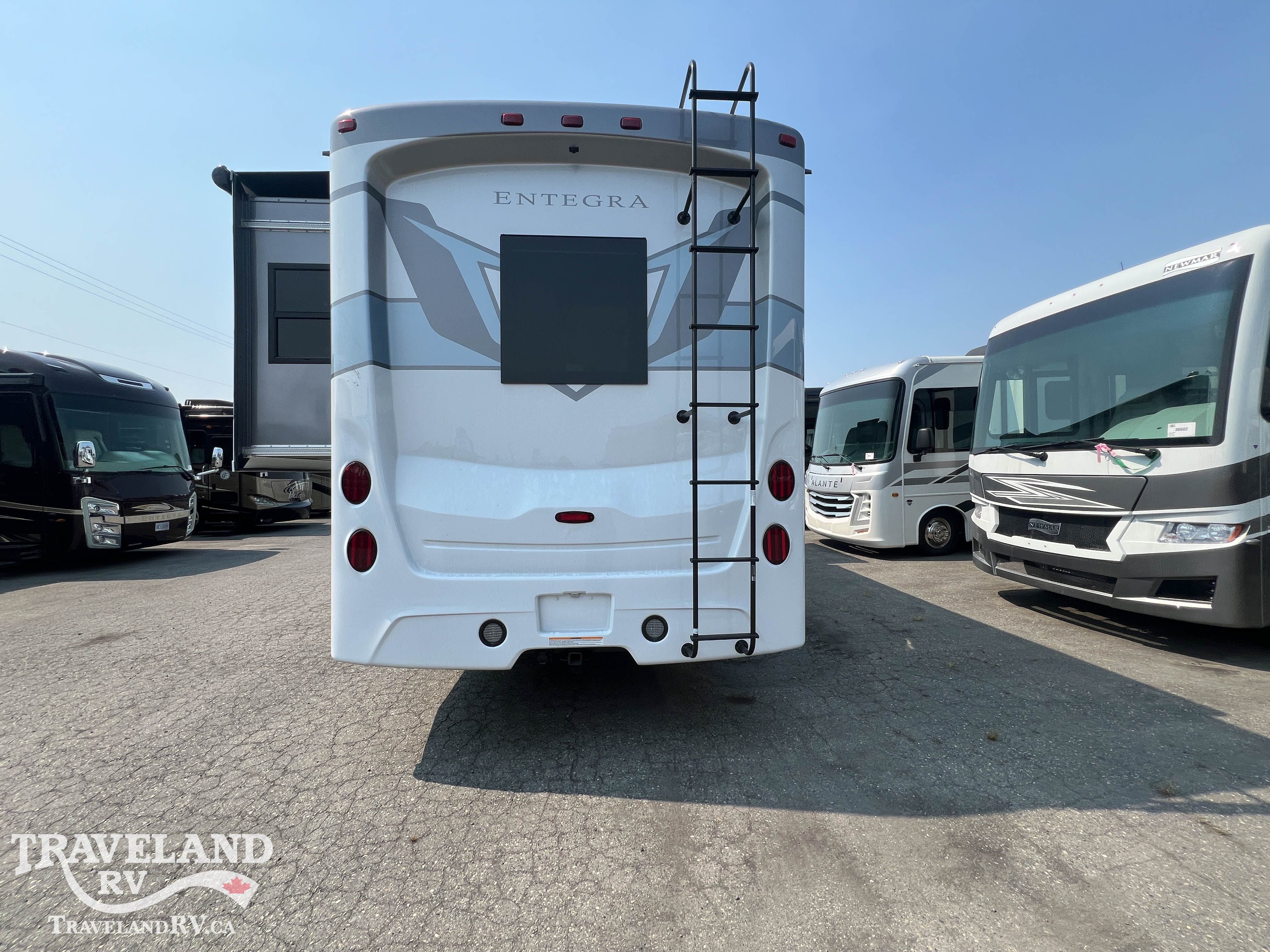 2027 Entegra Coach Vision XL 31UL - Image 6