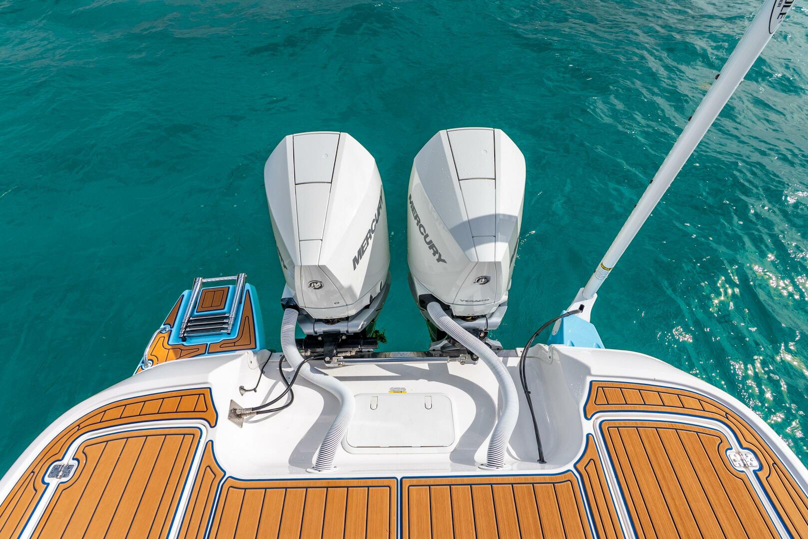 2024 Caymas Hybrid Boat 281 HB - Image 17