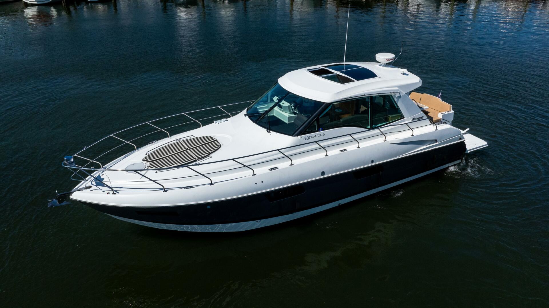 2013 CRUISERS 48 Cantius Base - Image 2