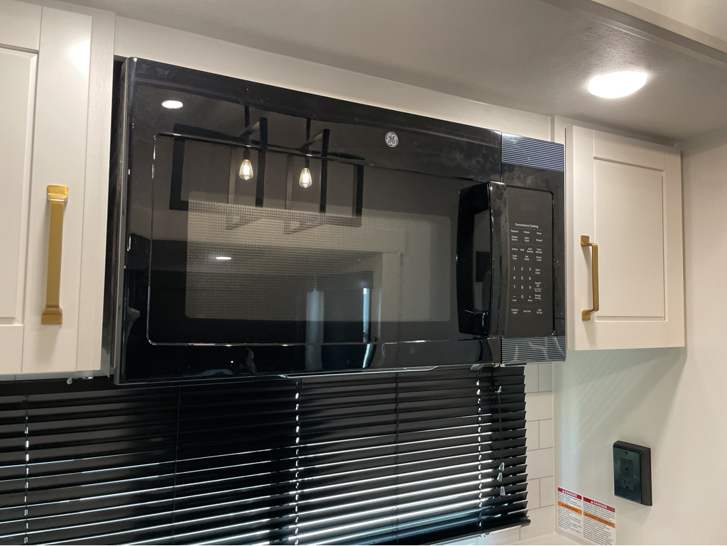 2026 Jayco Eagle 355MBQS - Image 13