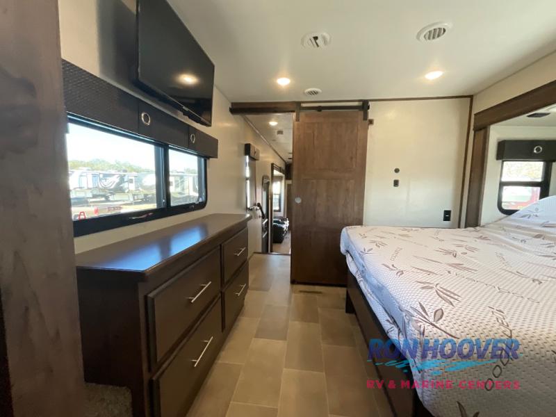 2021 KZRV, LP VENOM 3911TK - Image 32
