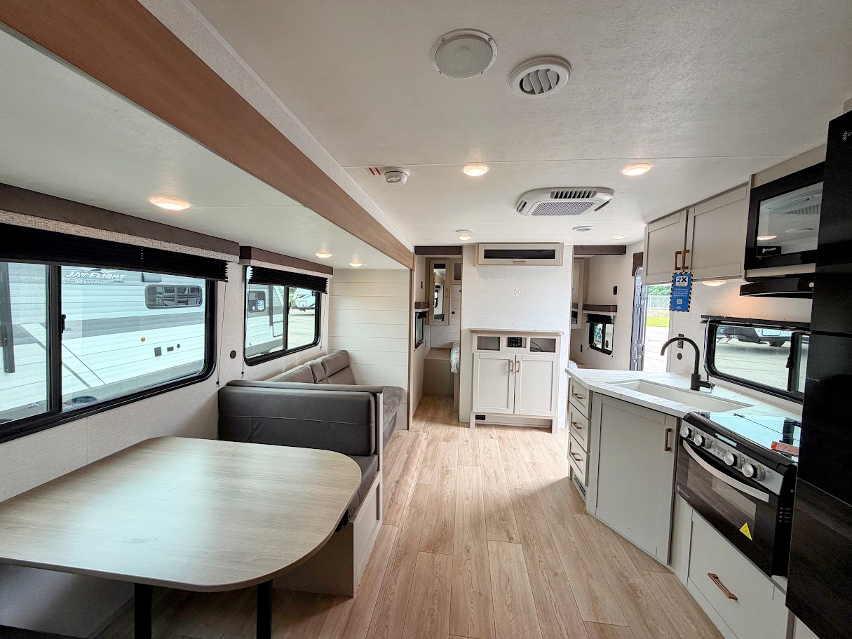 2027 Jayco Jay Flight SLX 261BHS - Image 16
