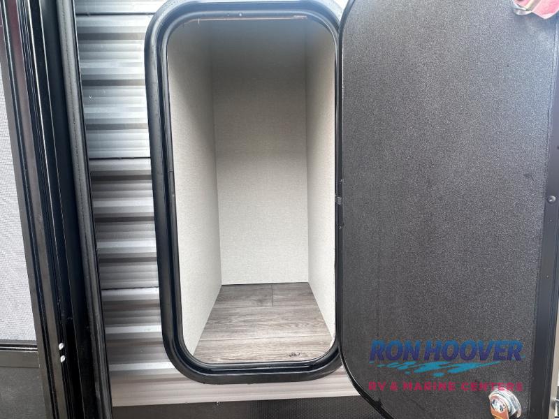 2026 COACHMEN 333DORM - Image 6