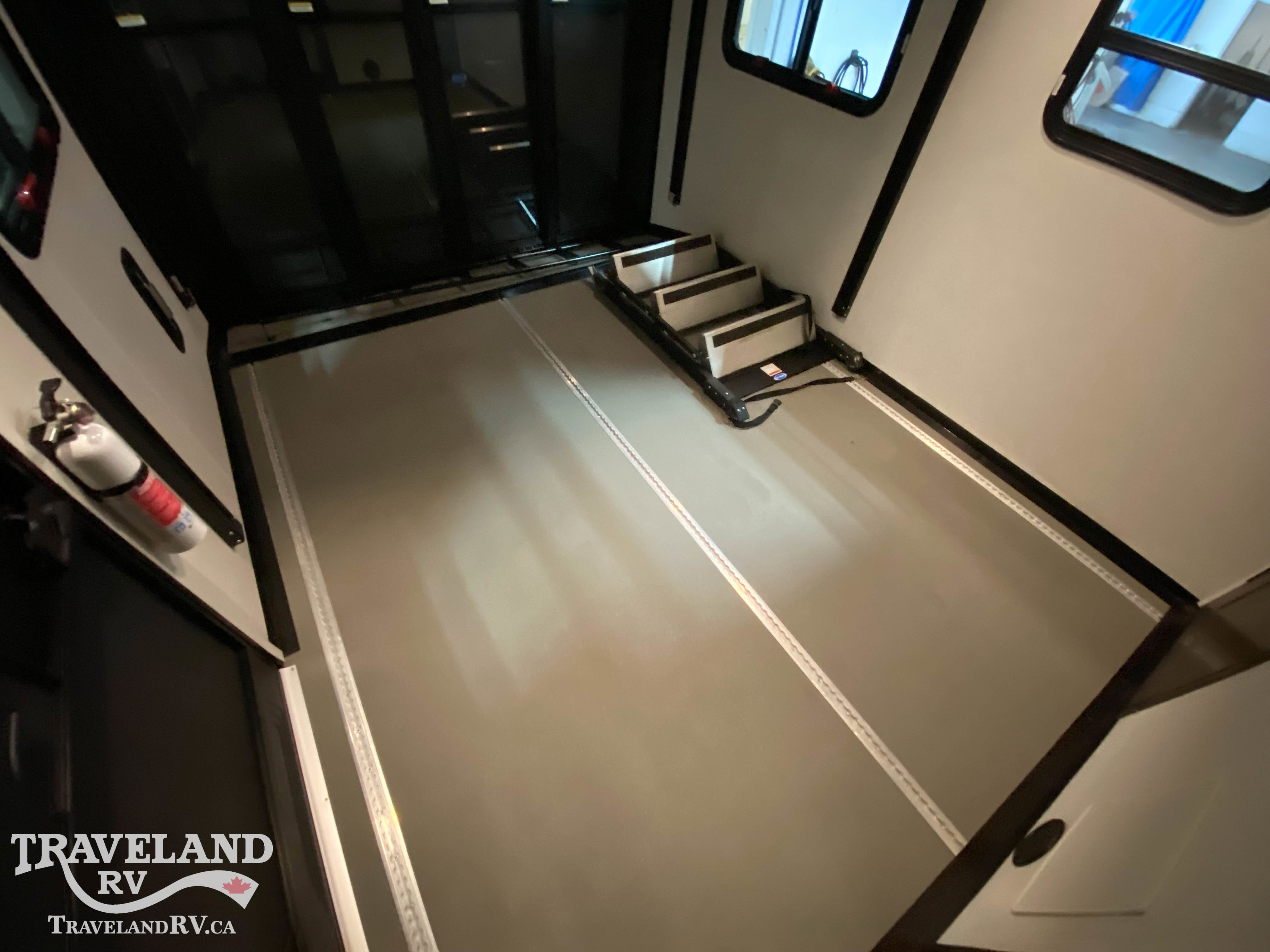 2022 Alliance RV Valor 36V11 - Image 8