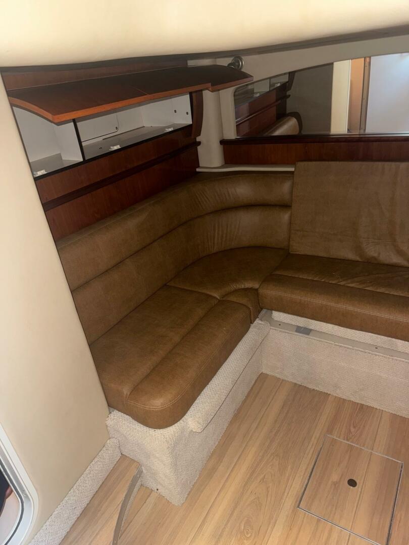 2005 Sea Ray Sundancer - Image 21