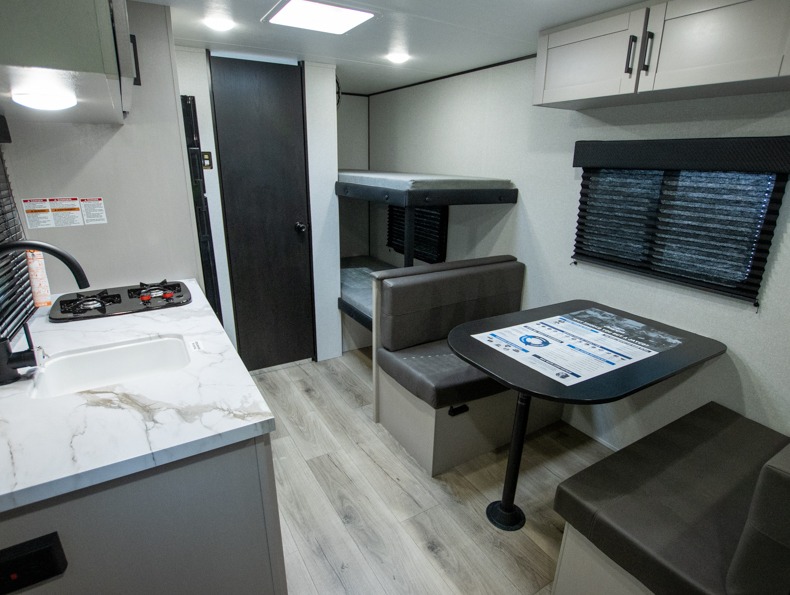 2026 Jayco Jay Feather Air SL 17BHSL - Image 5