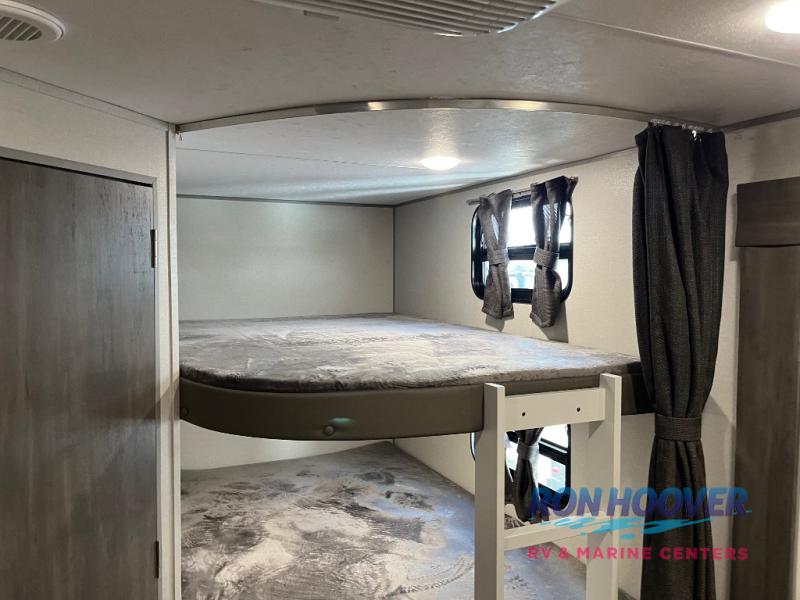 2026 COACHMEN CATALINA 273DBHCKLE - Image 10