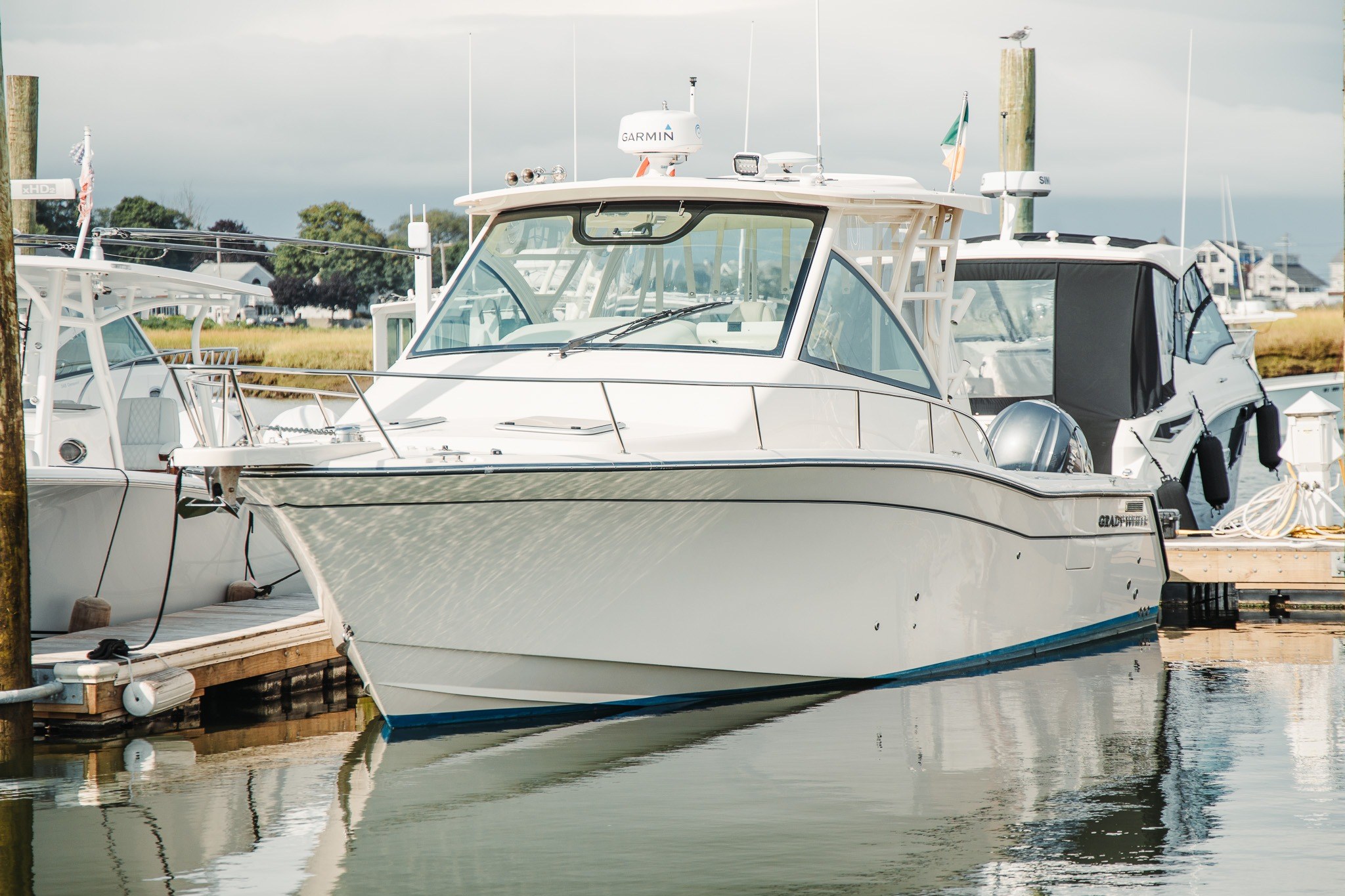 2020 Grady-White Express 330 - Image 1