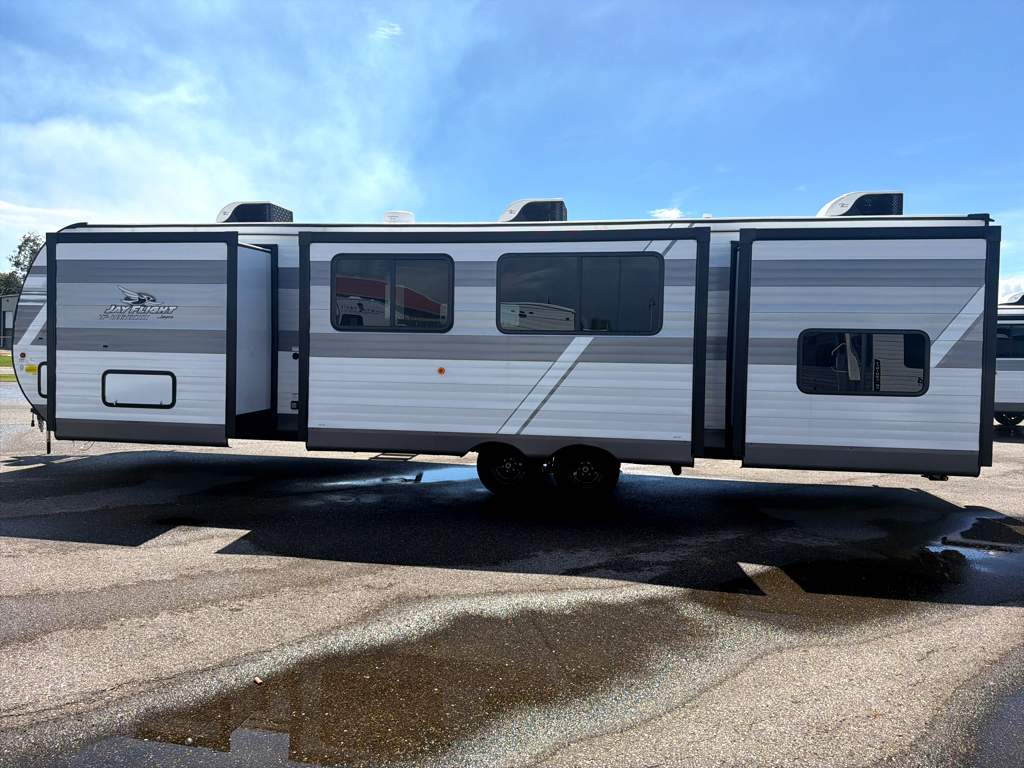 2027 JAYCO JAY FLIGHT 325BHT - Image 6