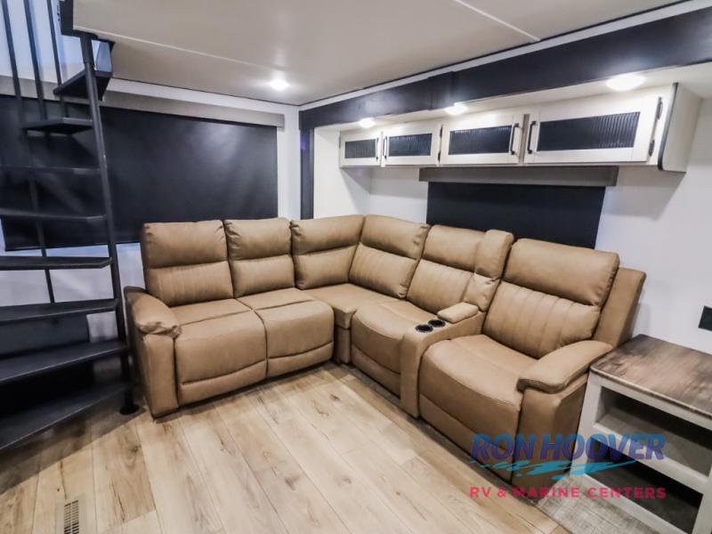 2026 PALOMINO PUMA 423LFT - Image 18