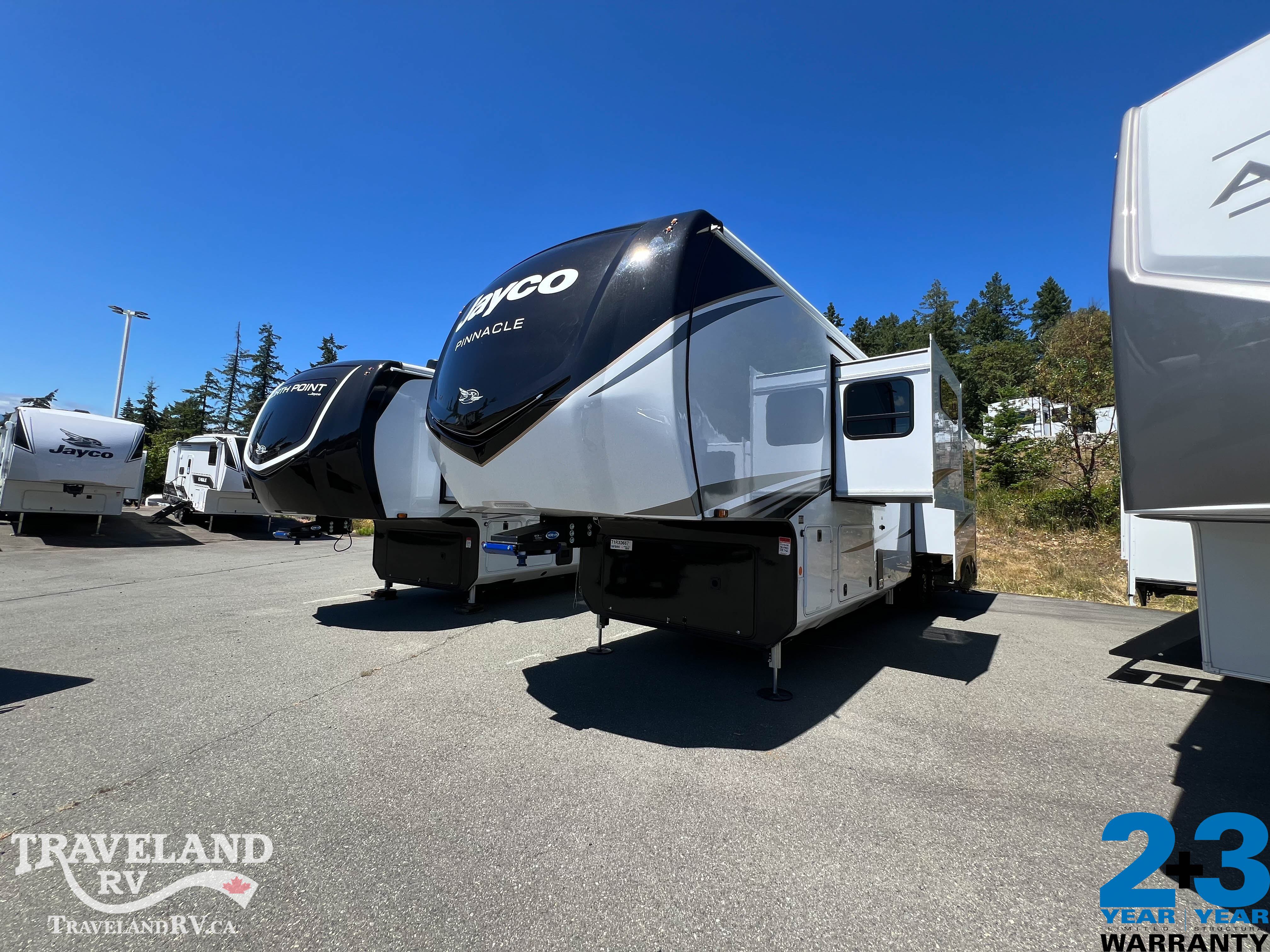 2026 Jayco Pinnacle 38FBRK - Image 4