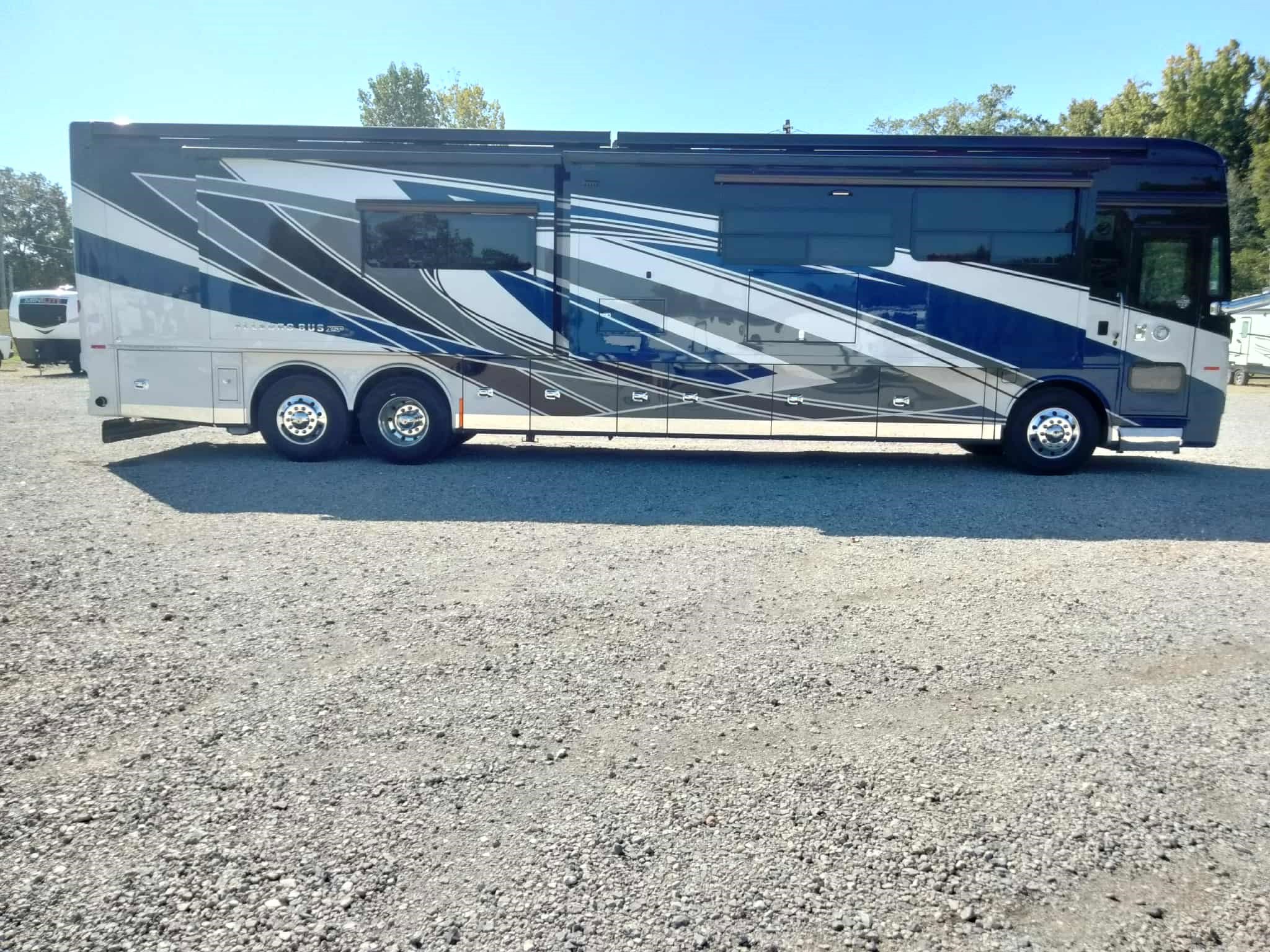 2026 TIFFIN ALLEGRO BUS 45 OPP - Image 7