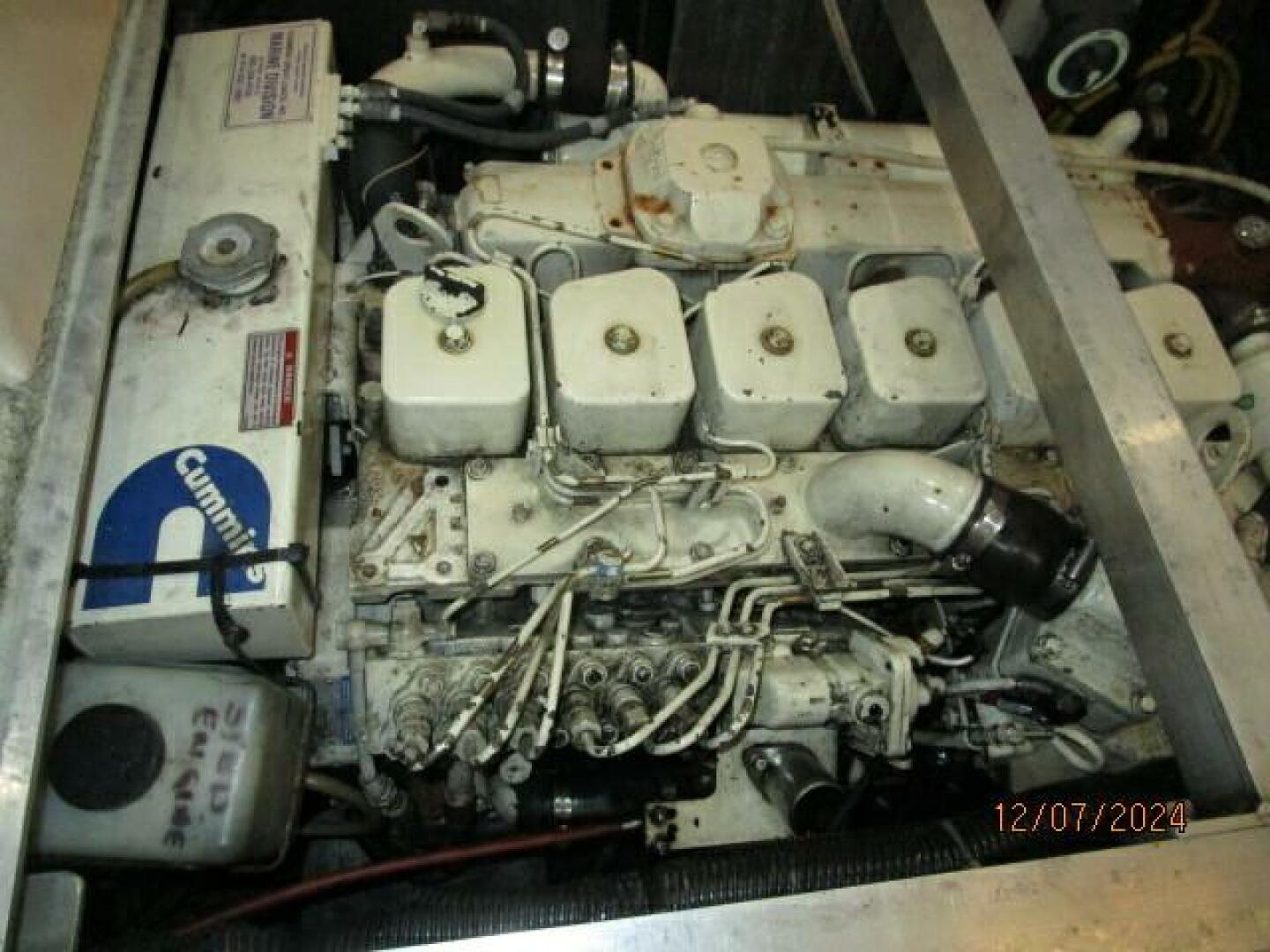1999 Carver 40 Cockpit - Image 57