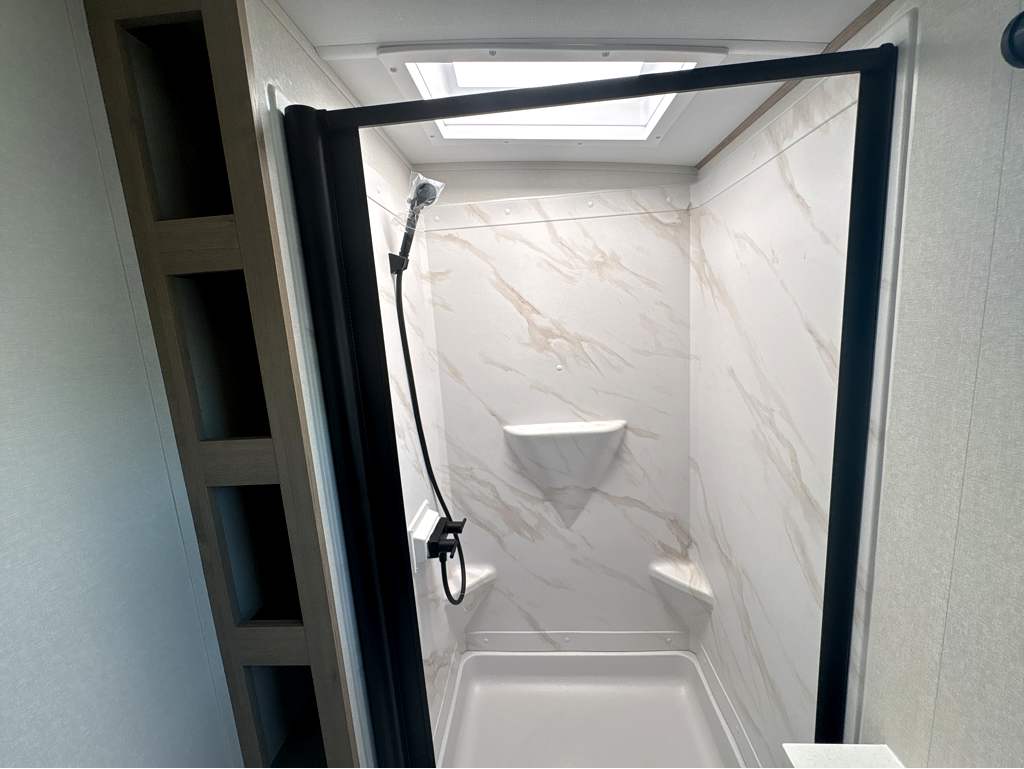 2026 GRAND DESIGN IMAGINE 2800BH - Image 23