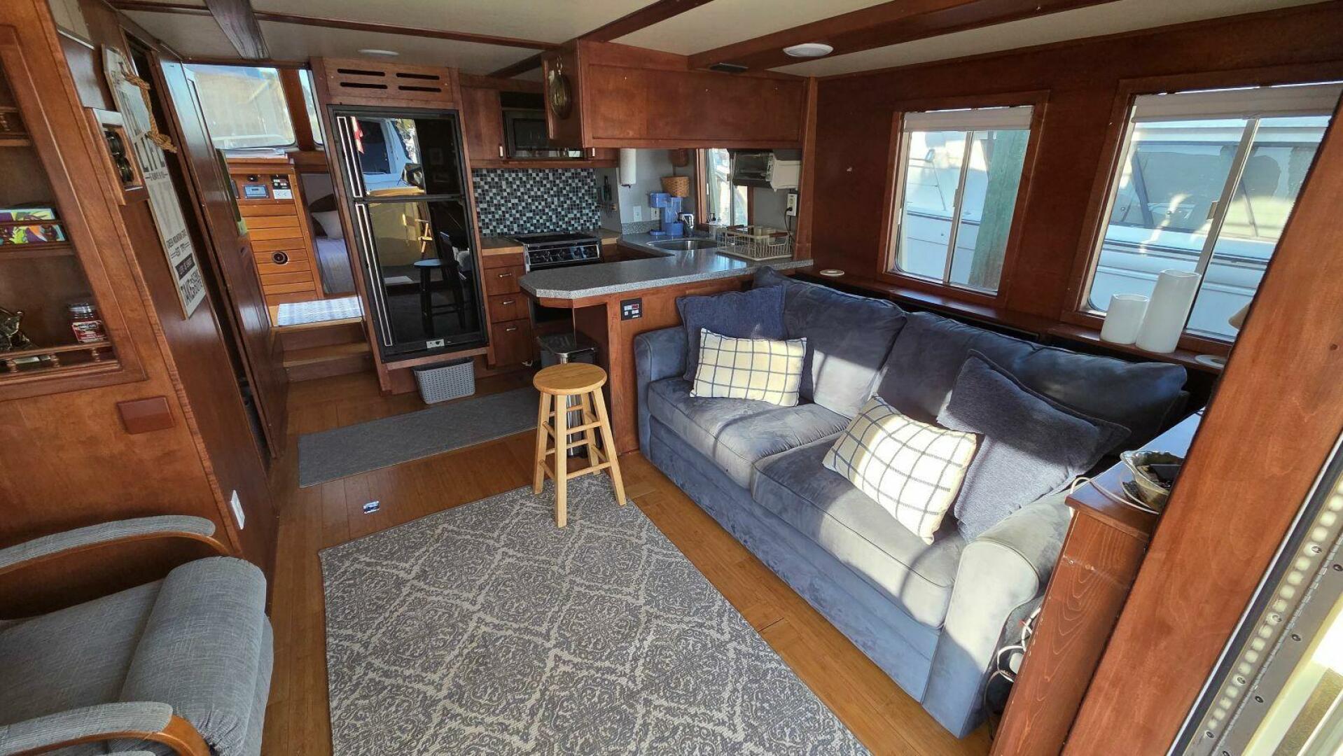 2004 Pilgrim Progress Mark II 42 - Image 10