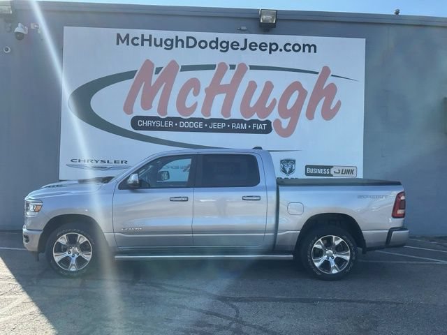 2023 Ram 1500 Pickup Crew Cab Laramie eTorque 4WD - Image 14