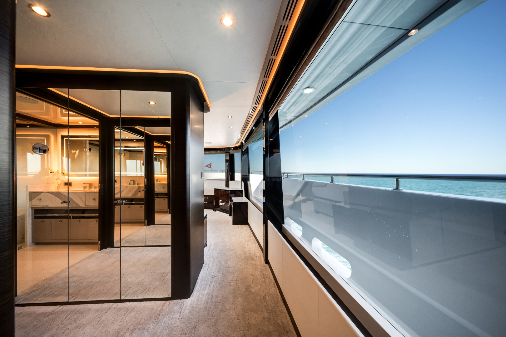 2022 Ocean Alexander 37L - Image 34