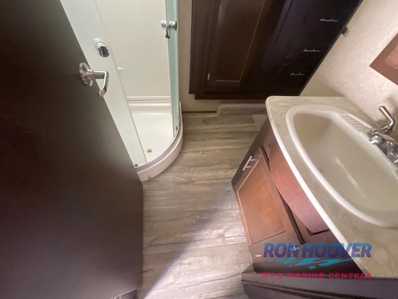 2018 FOREST RIVER 285DRL4 - Image 22