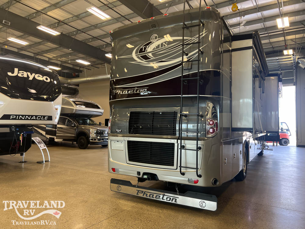 2019 Tiffin Phaeton 40 IH - Image 7