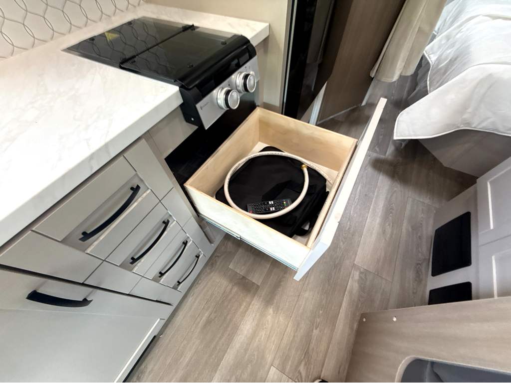 2027 ENTEGRA COACH ODYSSEY SE 22C - Image 18