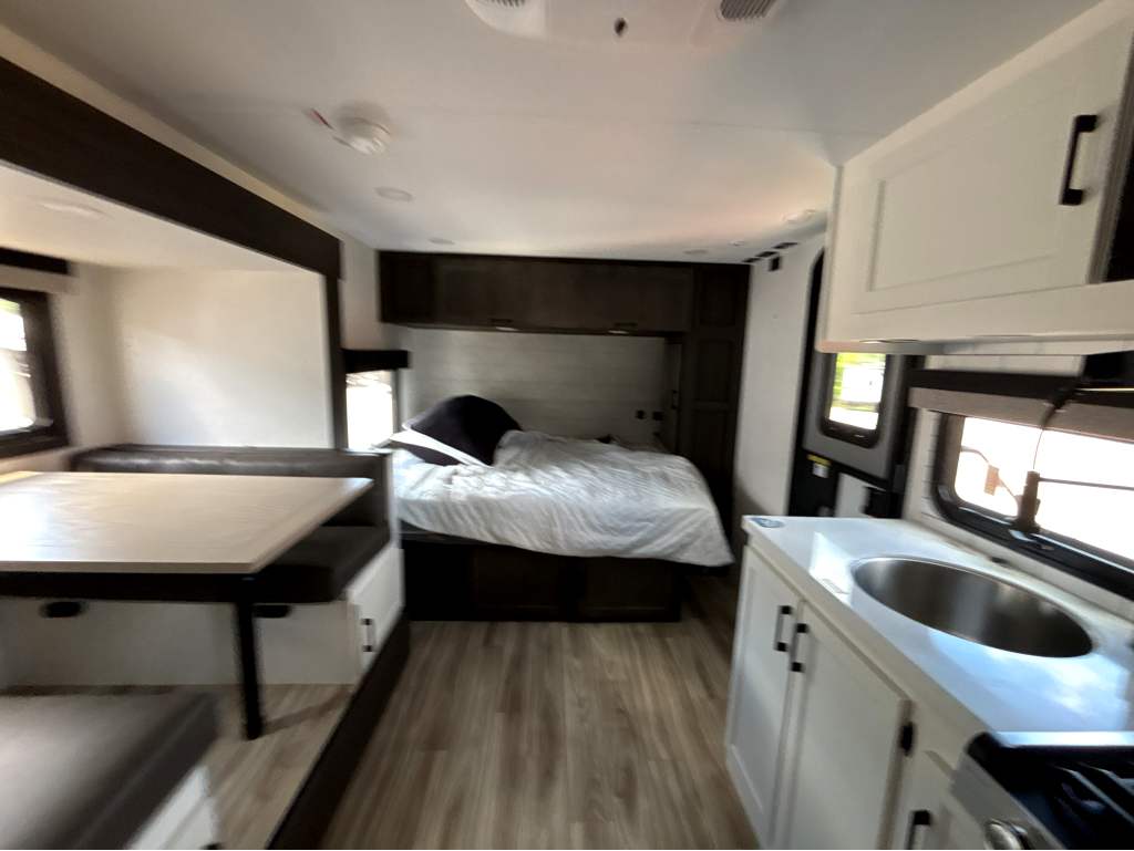 2026 VENTURE RV SPORTTREK STINGER 161VUD - Image 19