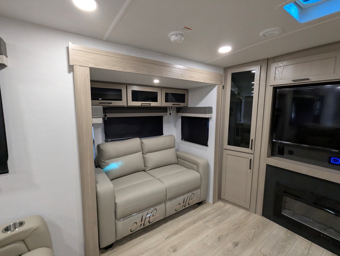 2026 Forest River Rockwood Ultra Lite 2908SRL - Image 23