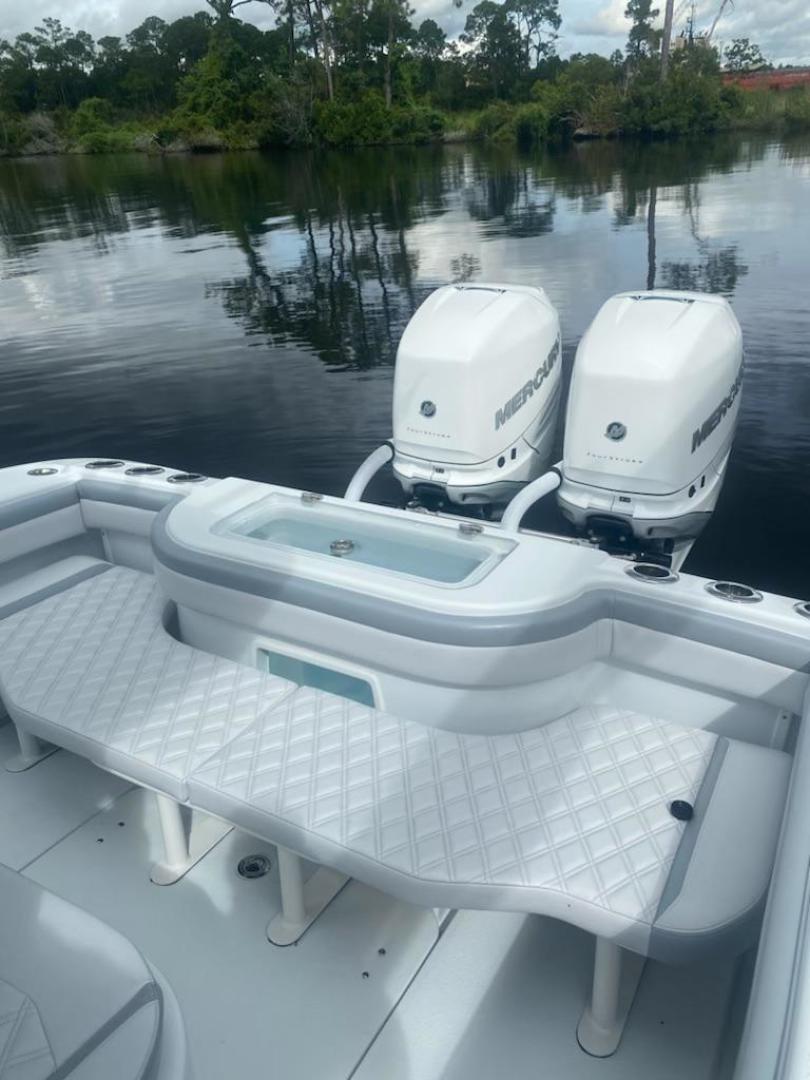 2022 Yellowfin Center Console - Image 4