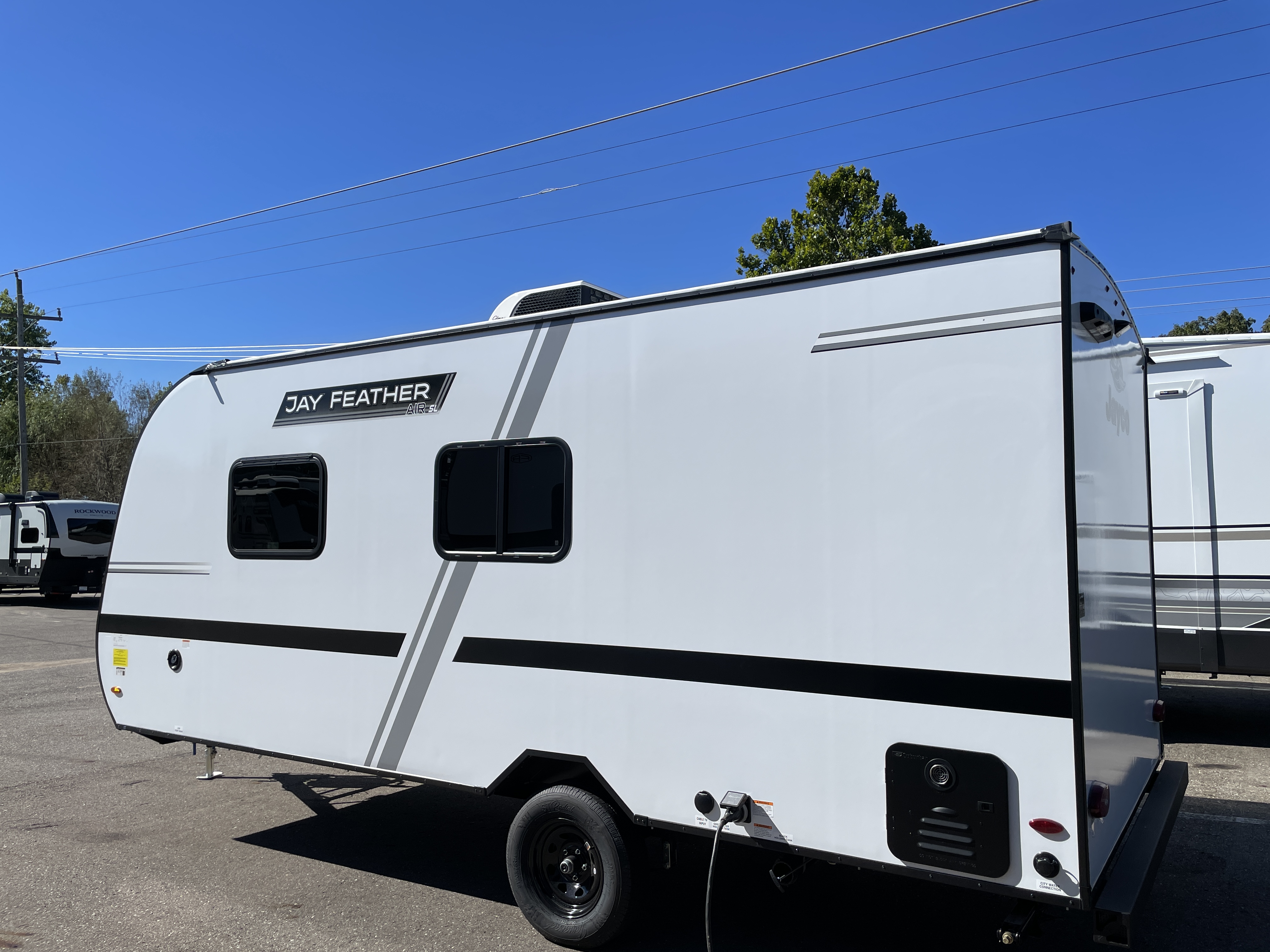 2027 Jayco Jay Feather Air SL 17RBSL - Image 3
