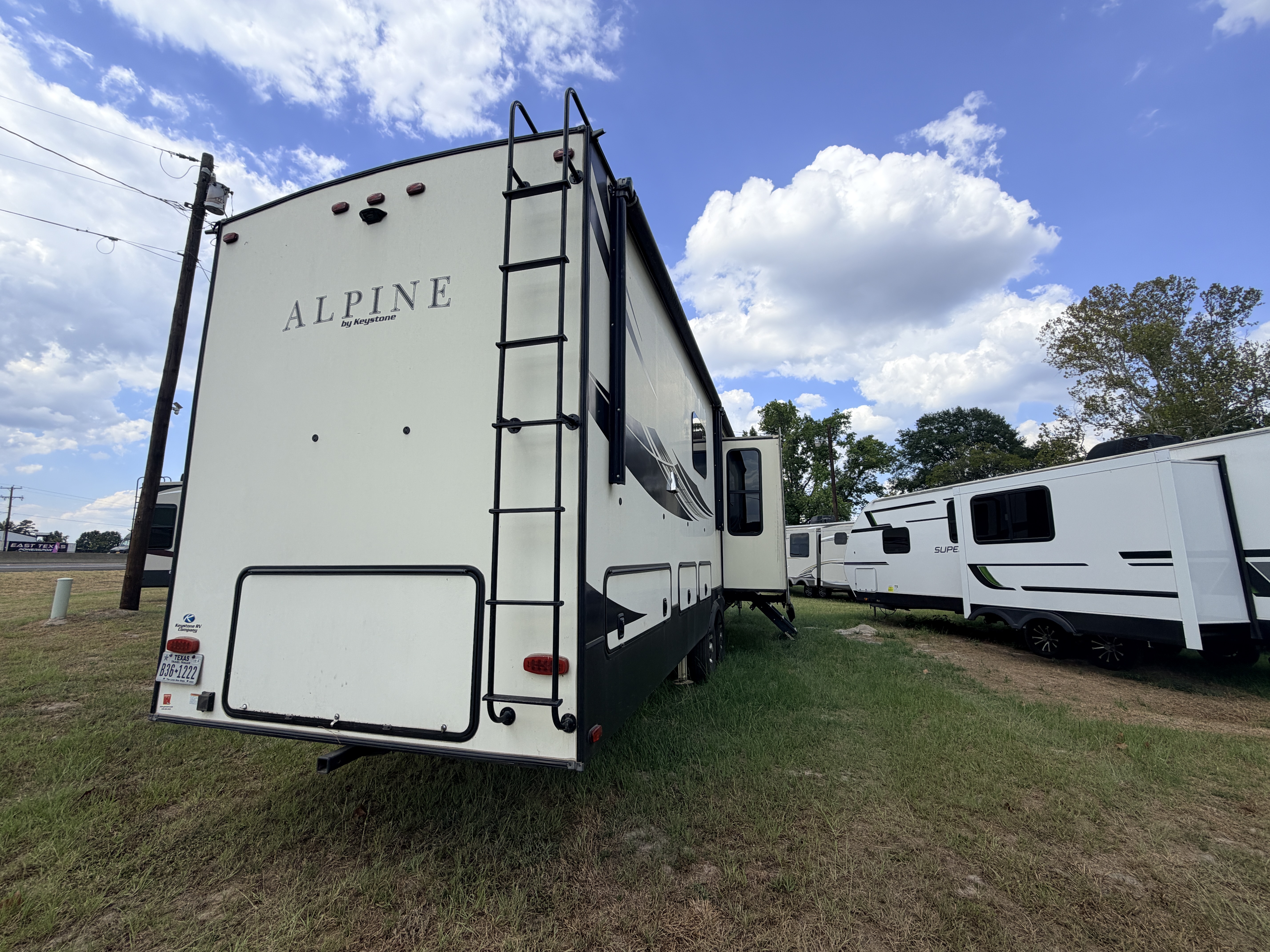 2020 Keystone Alpine 3711KP - Image 7