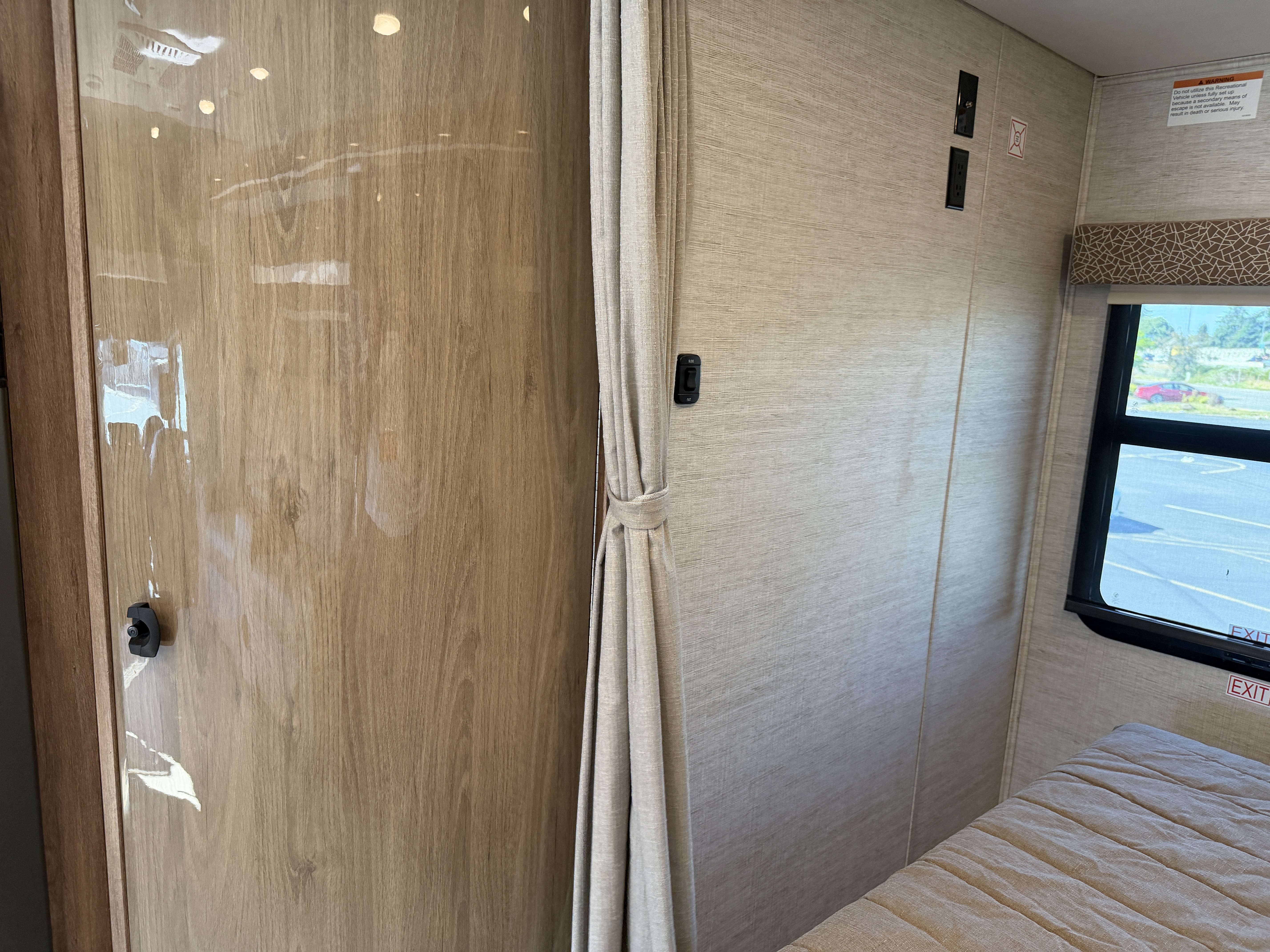 2021 Jayco Melbourne Prestige 24LP - Image 12