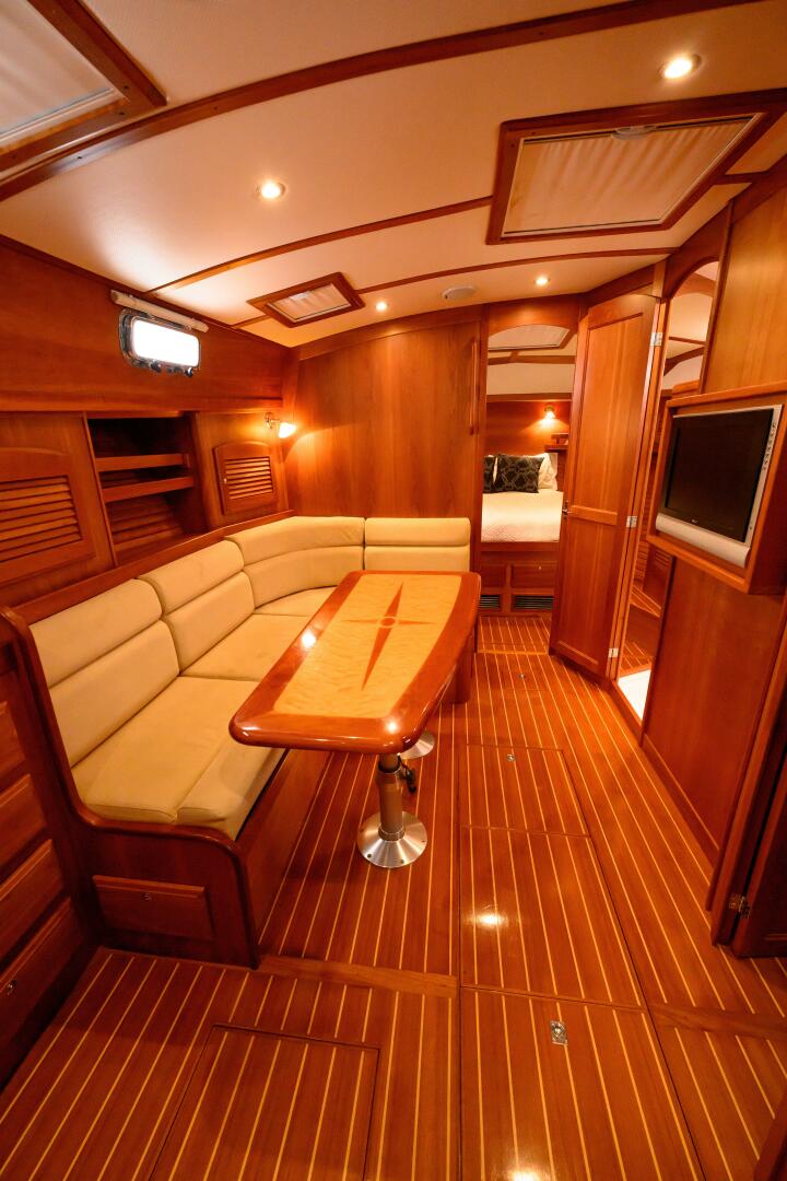 2009 Sabre 42 Hard Top Express - Image 23