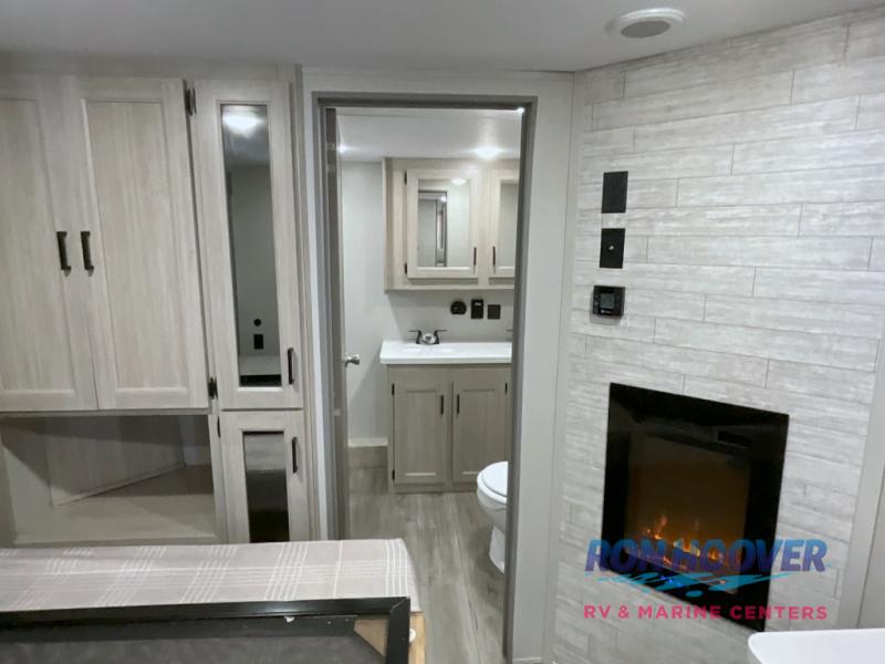 2026 COACHMEN 43CONDO - Image 32