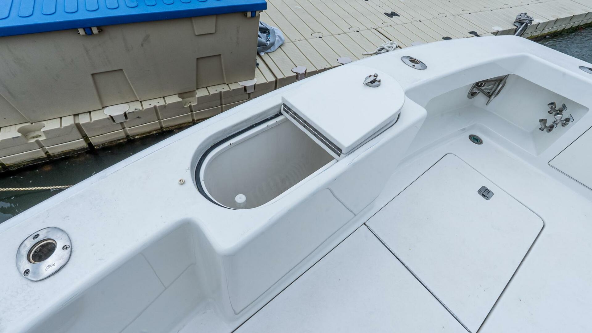 2003 Egg Harbor 42 Convertible - Image 12