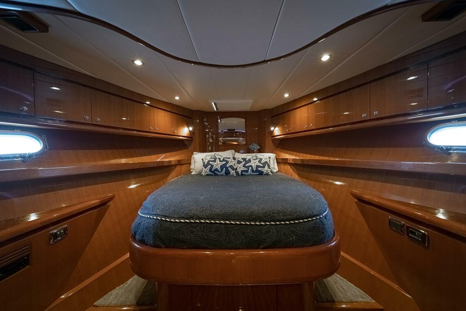 2013 Hampton 680 LRC - Image 28
