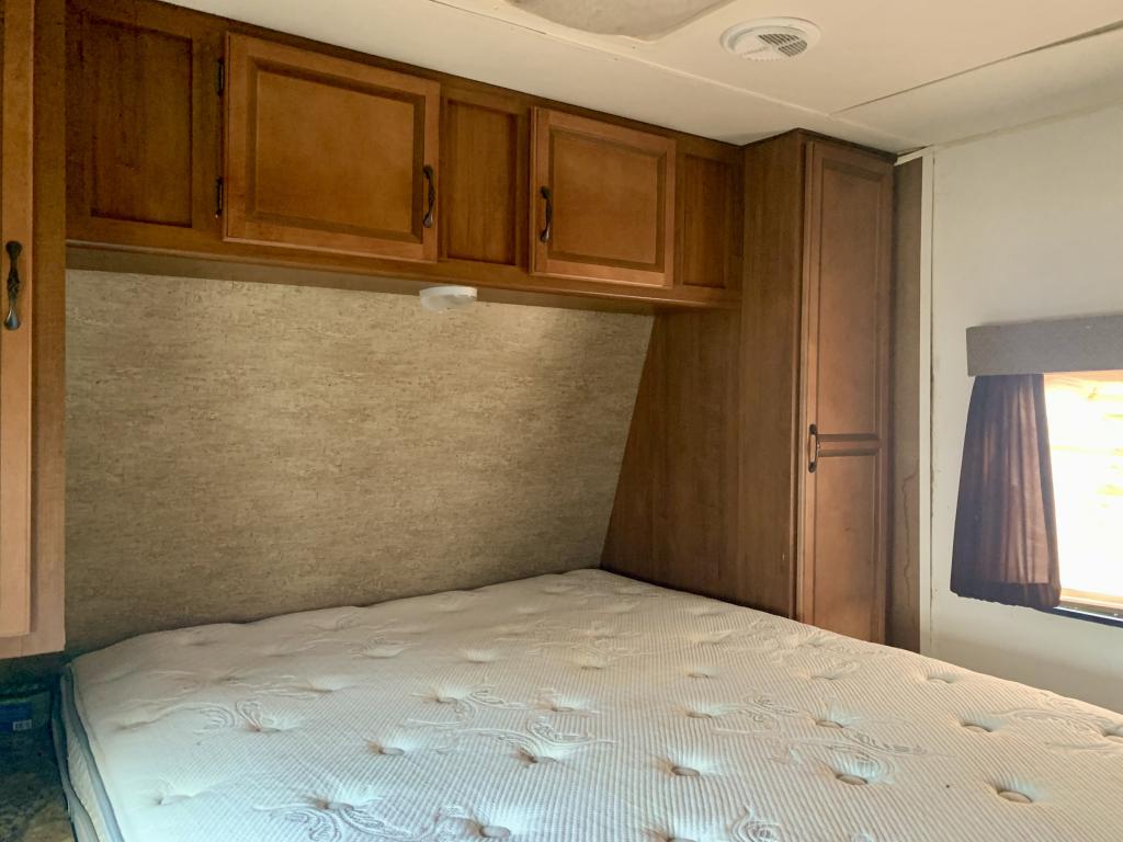 2015 Gulf Stream Kingsport 271DDS - Image 34