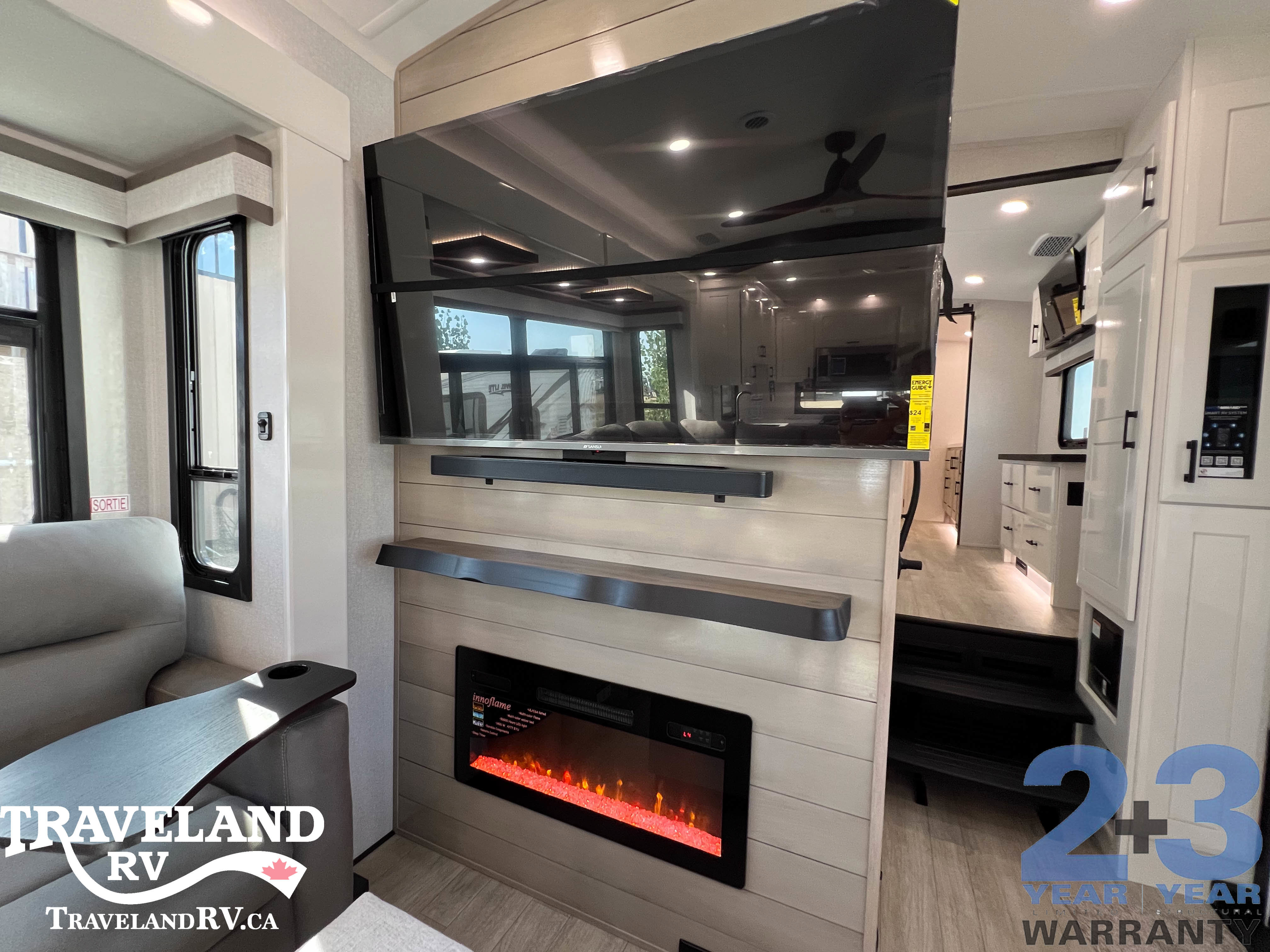 2026 Jayco Pinnacle 38FBRK - Image 7