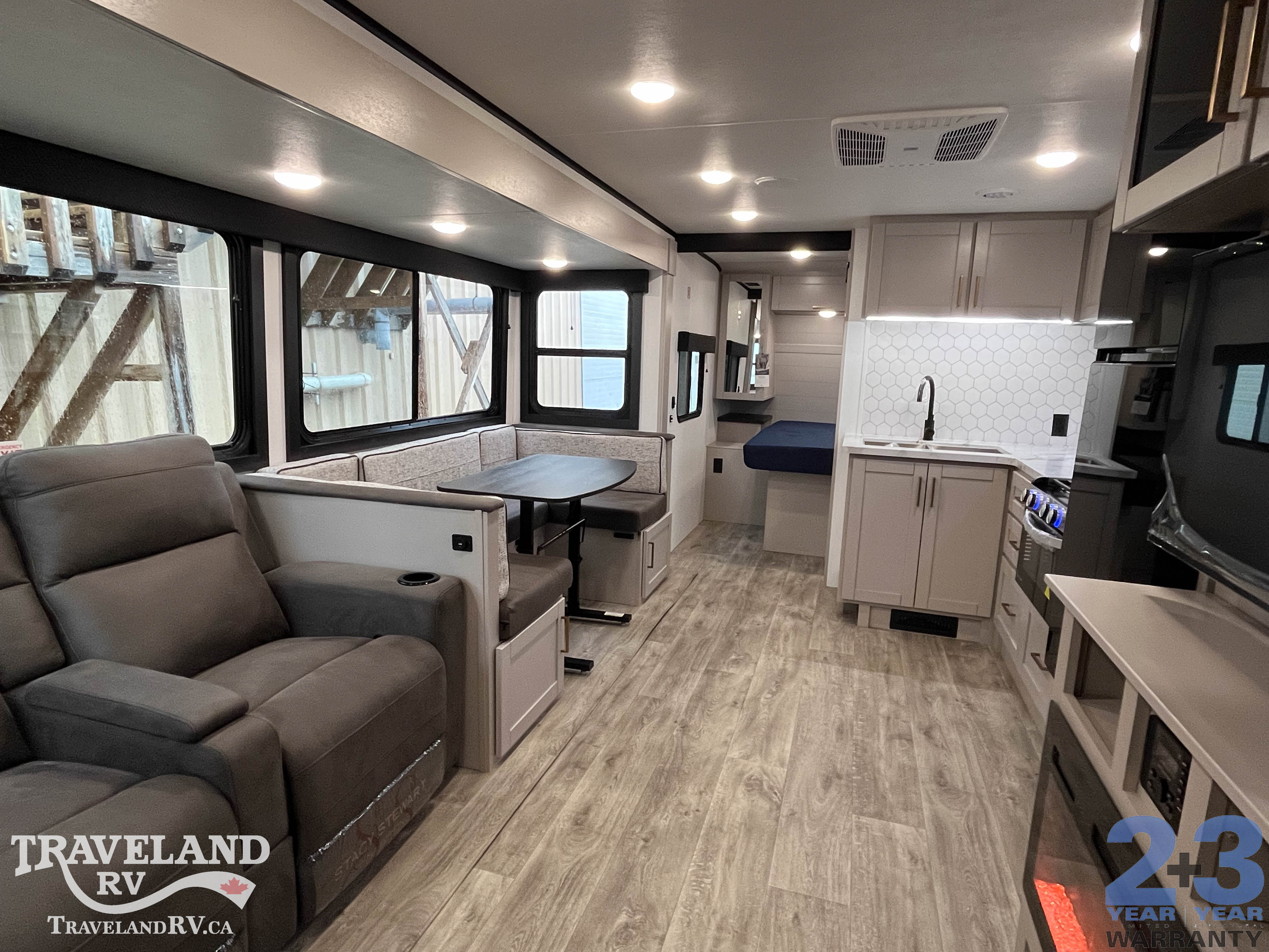 2026 Jayco Jay Feather 27BH - Image 3