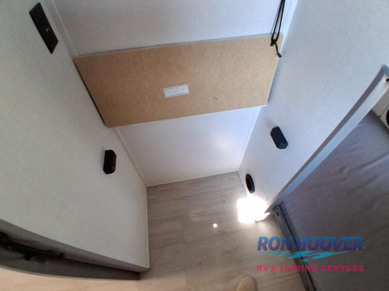 2025 COACHMEN 282DORM - Image 27