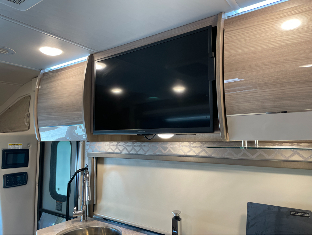2023 Thor Motor Coach Delano Sprinter 24FB - Image 10