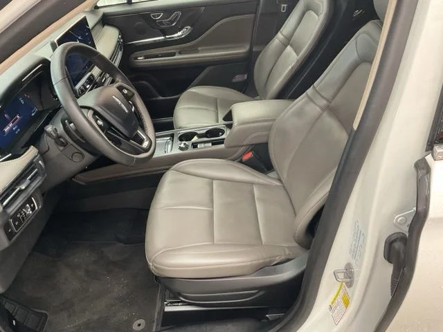 2023 Lincoln Corsair Utility 4D AWD - Image 13