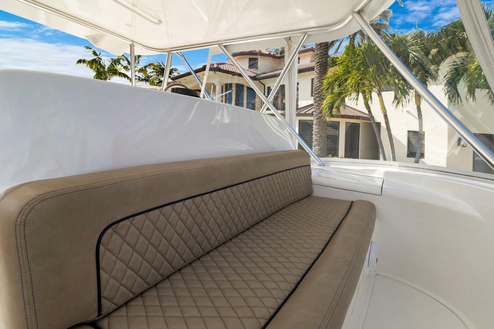 2015 Viking 46 Convertible - Image 32