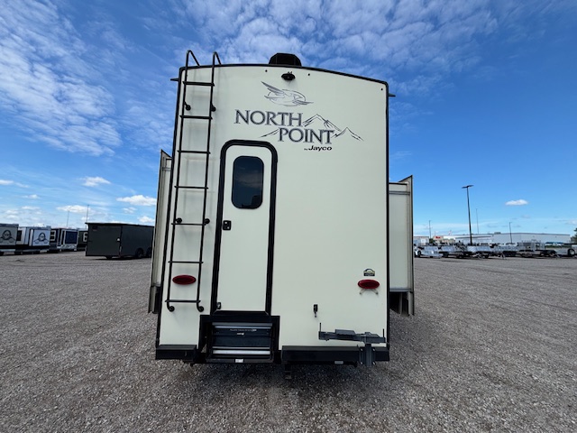 2018 Jayco North Point 379DBFS - Image 12