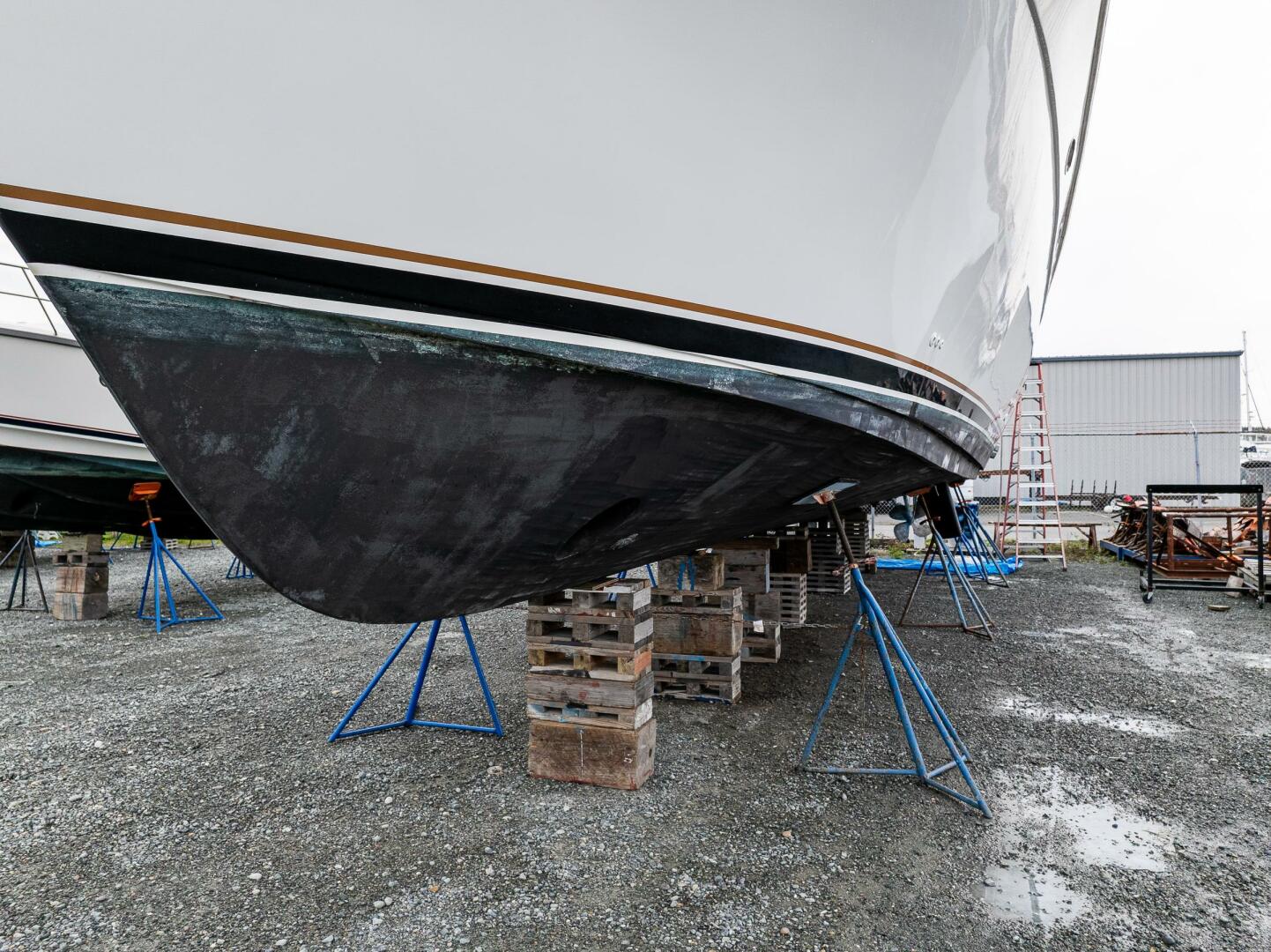 2001 Navigator 61 Pilothouse - Image 12