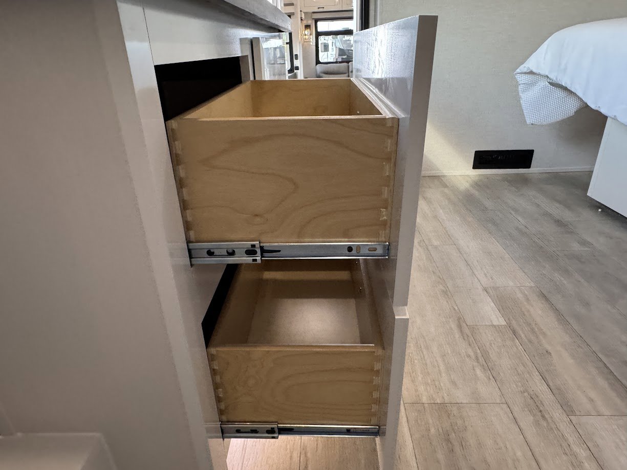 2026 JAYCO PINNACLE 32RLTS - Image 64