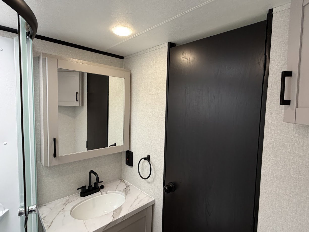 2026 JAYCO JAY FEATHER 24FK - Image 33