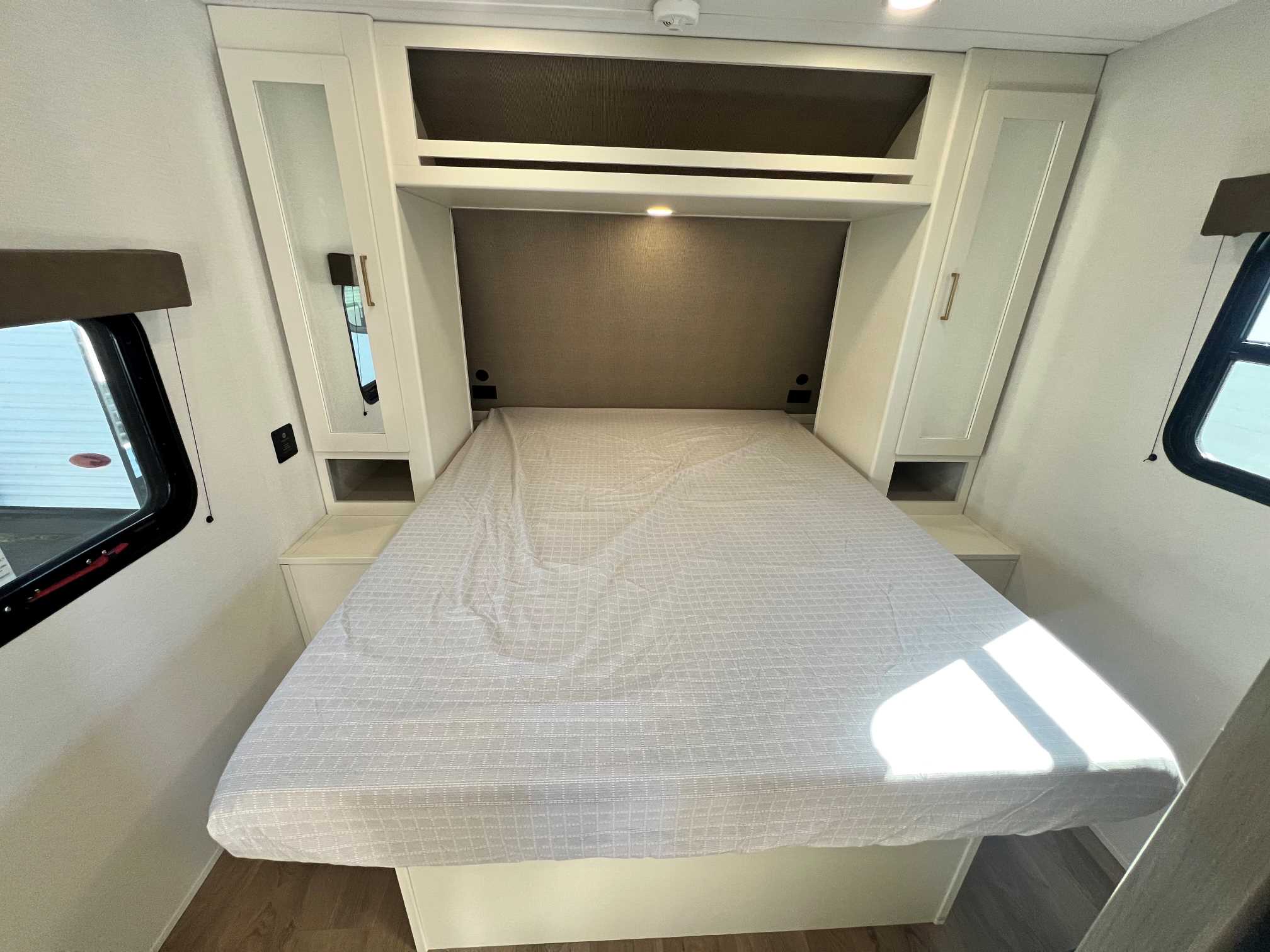 2026 Grand Design Transcend XPLOR 25MLX - Image 21